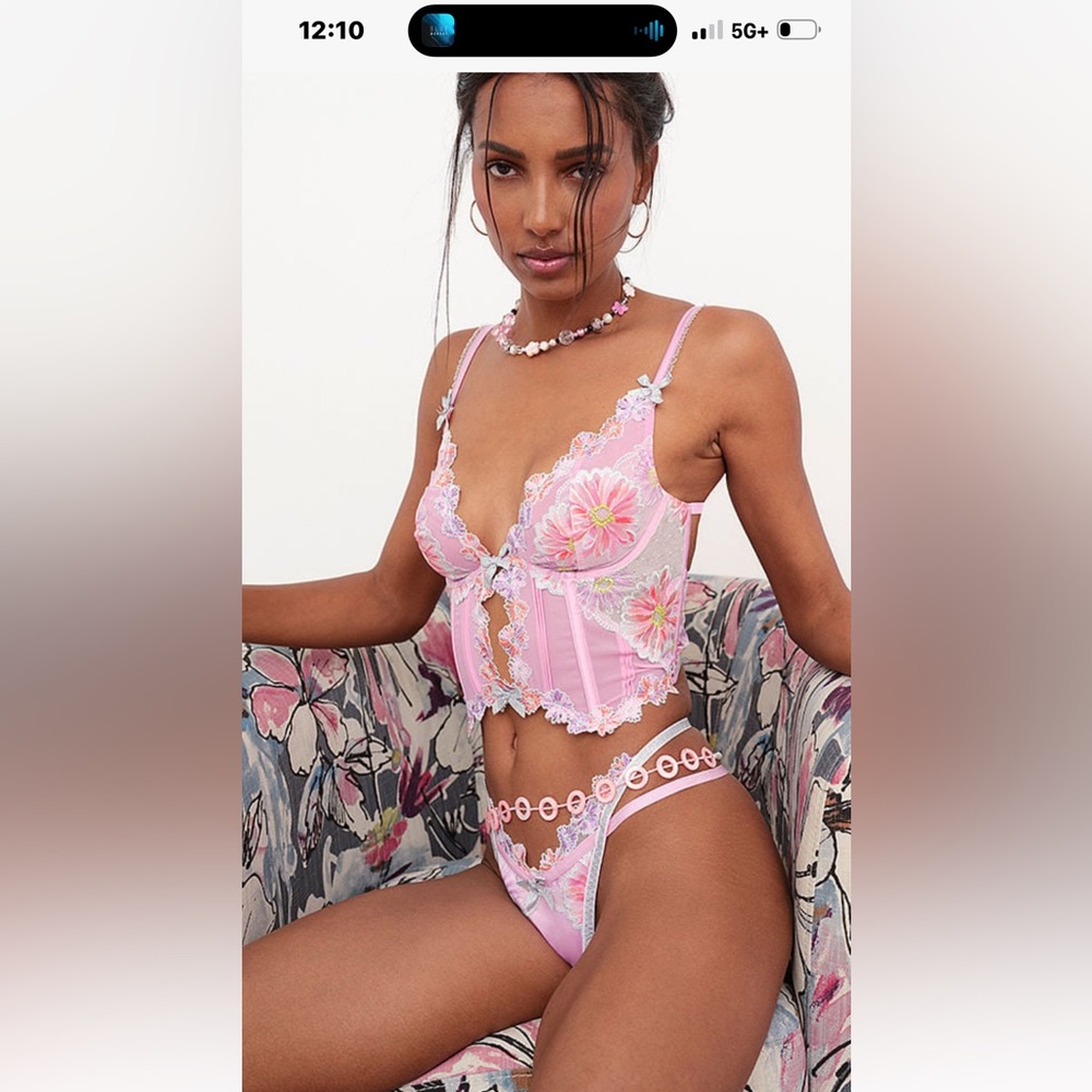 For love and lemons bustier NWT